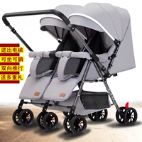 Один -один в лифте, и из него, двух -серый из нержавеющей стали из нержавеющей стали