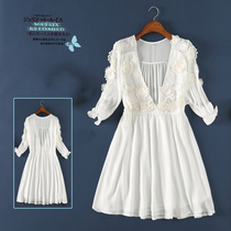 French gentle wind White bubble sleeve dress travel photo temperament long dress seaside beach dress female summer