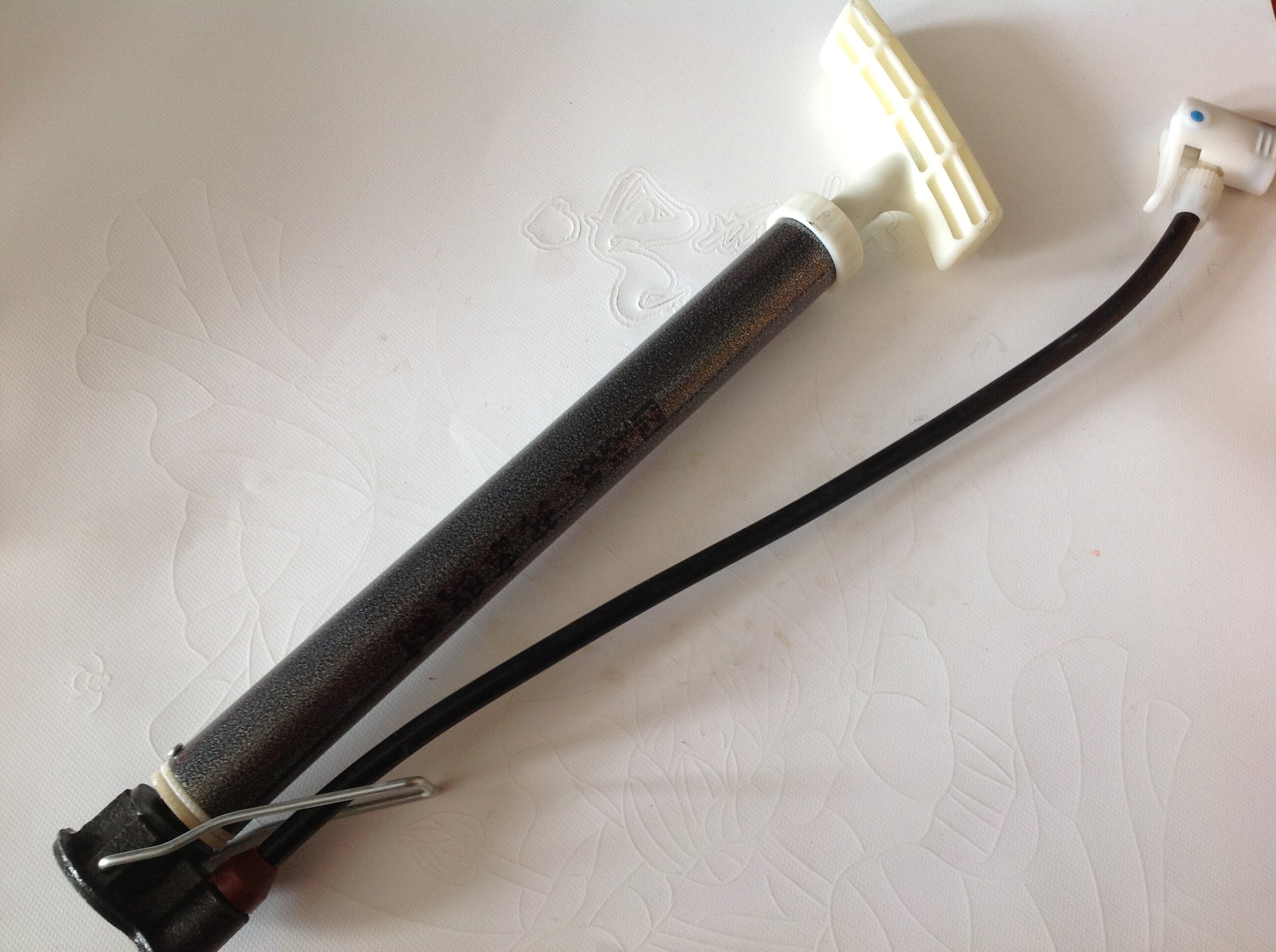 Pompe à vélo - Ref 2390121 Image 4