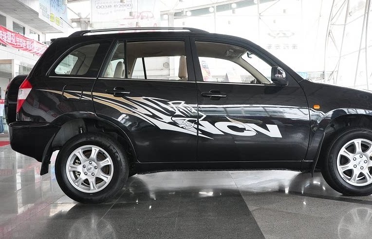 Chery old Tiggo body color bar stickers Tiggo 3 pull flower decals with spare tire cover stickers car stickers tiger head stickers
