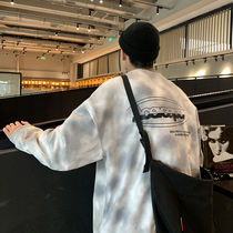 Winter Chains Chains Dye Long Sleeves T-Shirt Male Loose Big Code Couple Inside a dress Korean version trending to the bottom jersey man