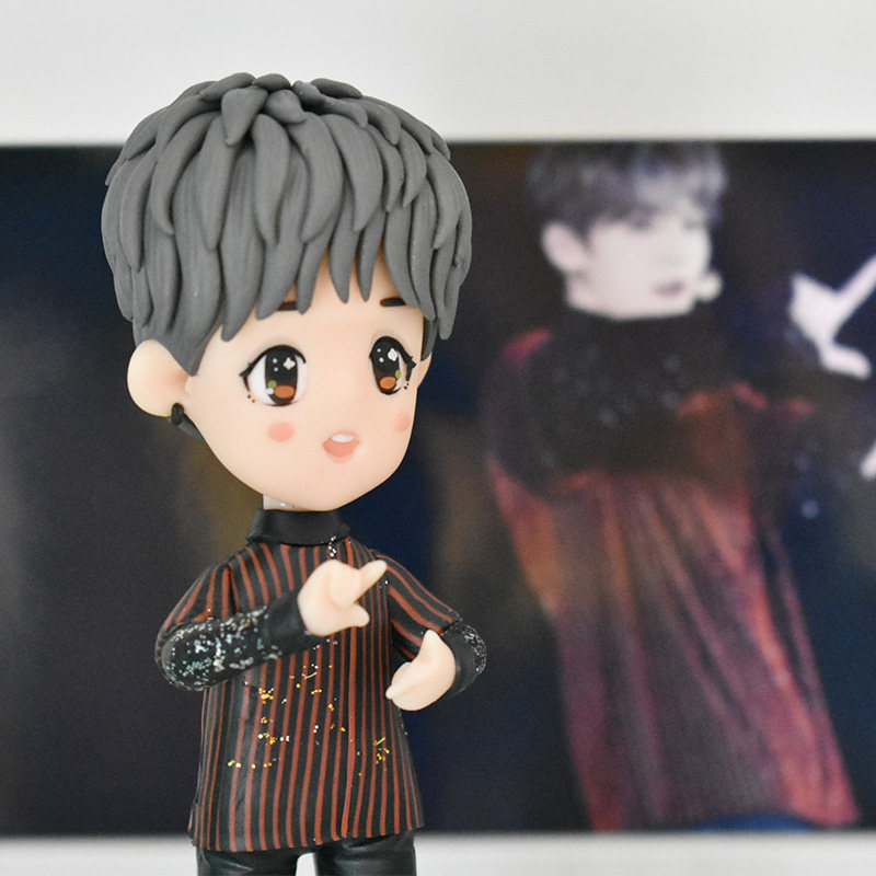 Lu Han Surrounding birthday gift photo custom character concert model doll doll little mud man creative