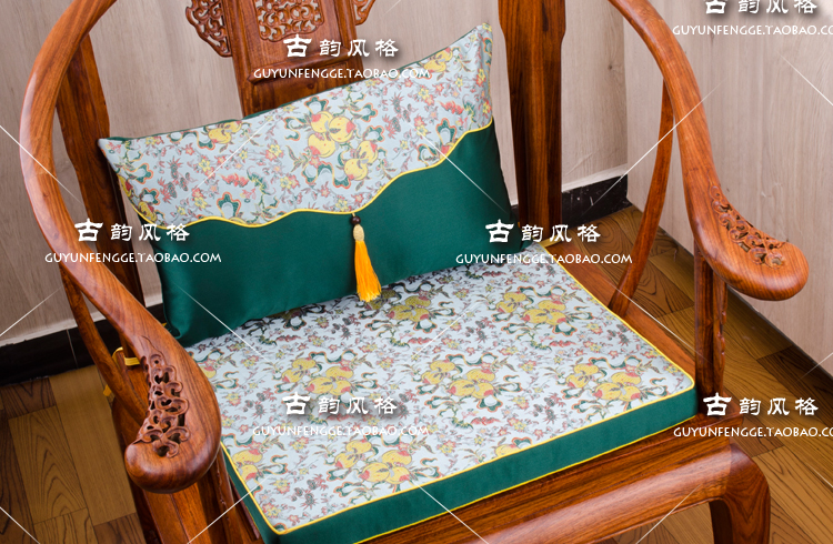 Cổ màu đỏ rắn sofa gỗ đệm thắt lưng gối Trung Quốc đệm xốp dày mat ghế đệm tùy chỉnh bộ đệm tấm trải sofa