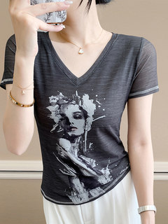 European goods 2025 summer v-neck short-sleeved t-shirt temperament ink painting printed mesh top slimming slim half-sleeved t-shirt