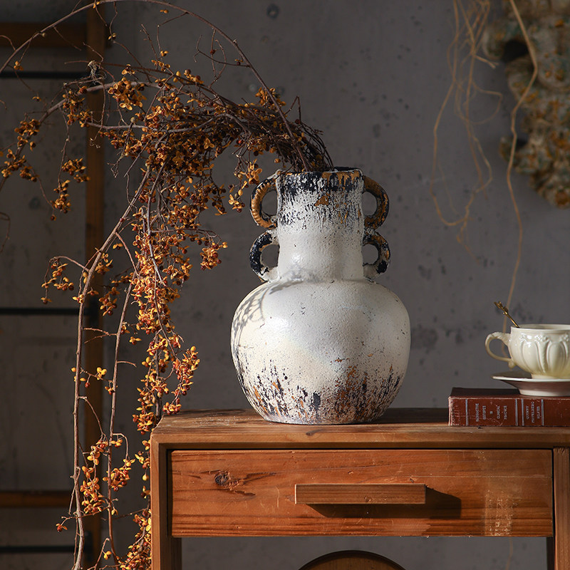American-Style Vintage Distressed Ceramic Dry Flower Vase, Versatile Decorative Piece for Living Room, Homestay, Study, Hotel, and Photography Props