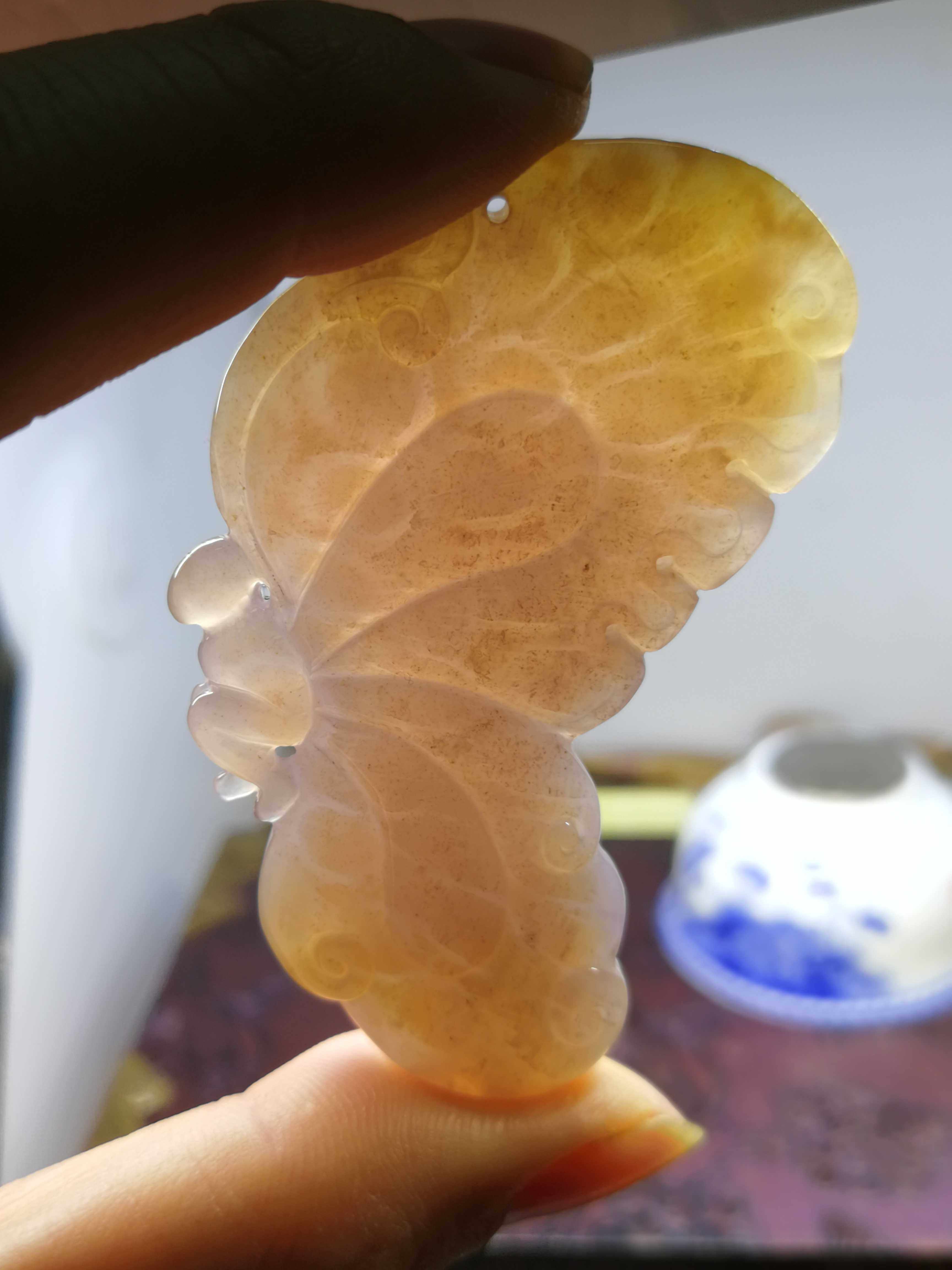 Local Jade Workshop Indonesia Pure Natural Coral Jade Violet Butterfly can engrave custom home decoration items placing pieces