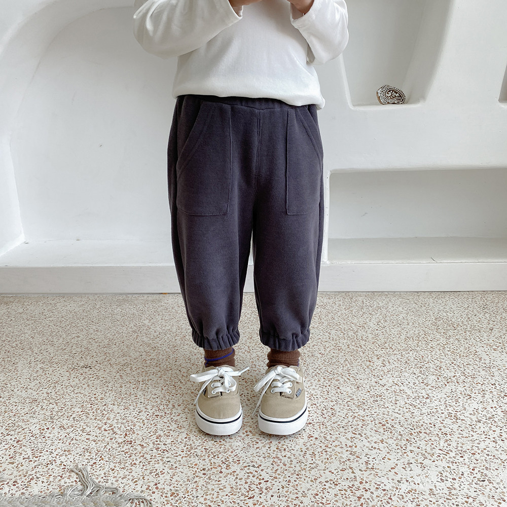 Boy sports casual pants in spring and autumn children's pants in children's autumn clothes long pants boys pants autumn money outside wearing tide