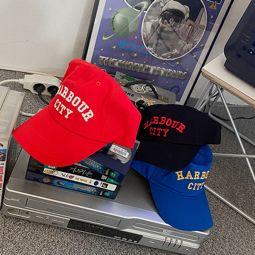 Lagirl Korea 21 winter new colour - coloured alphabet - trend - hundred baseball caps