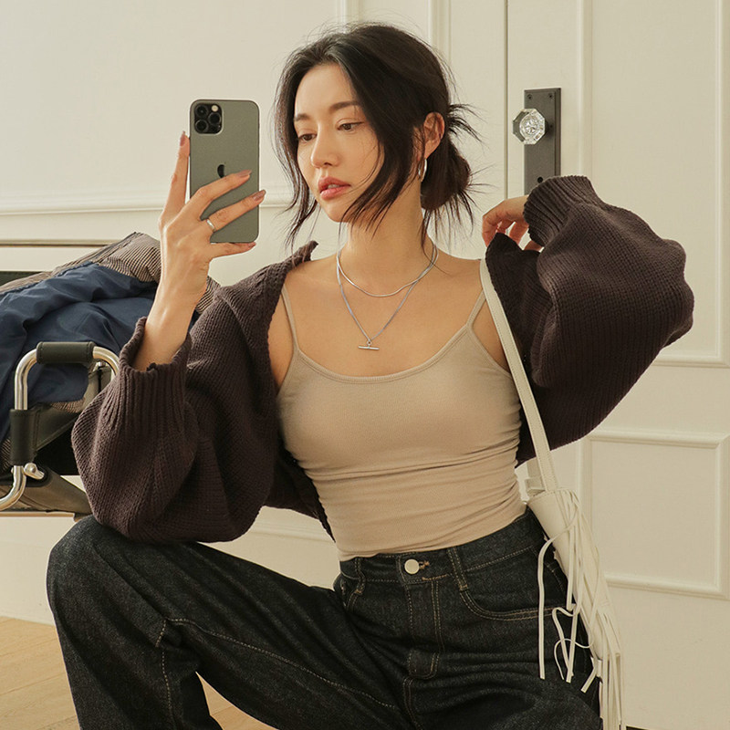 stylenanda Korean official web 21 winter new removable inner cushion loo tattoo short strip harness vest