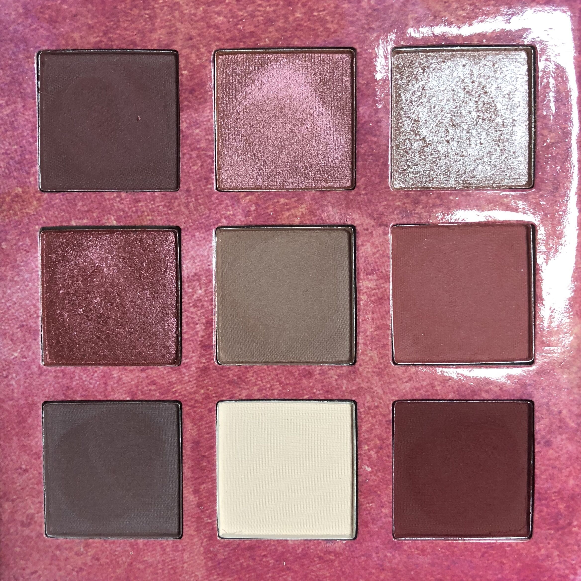 Giải phóng mặt bằng đặc biệt Daveo scandal 9 màu phấn mắt không tốt, bạn giết tôi huda beauty màu mắt colourpop