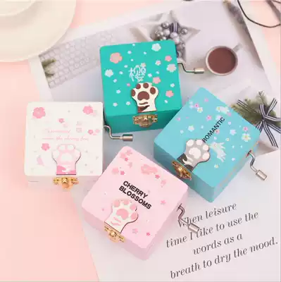 Special heart-breaking birthday gift girls send girlfriends girl heart-bursting hanging wind chimes gifts