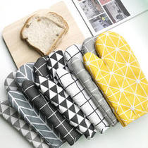 Anti-hot pot gloves microwave oven steam box oven cotton linen gloves thickened heat insulation heat protection gloves home cute