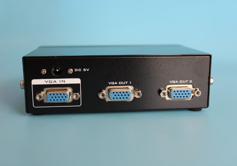 VGA one-point two-way screen distributor 2-port computer screen sharer one to two 350MHZ@MT-3502K