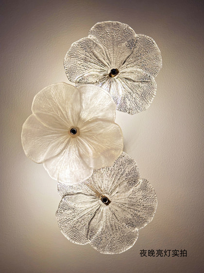 Bedside Wall Lamp, Light Luxury Bedroom Lamp, French-Style Living Room Background Wall Atmosphere Lamp, Creative Room Master Bedroom Wall-Mounted Lamp, Flower Design