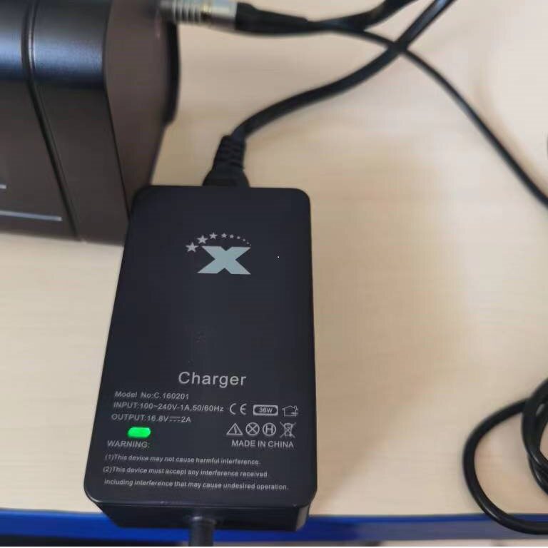 F960KC01F918V光源手电现场勘查光源充电器