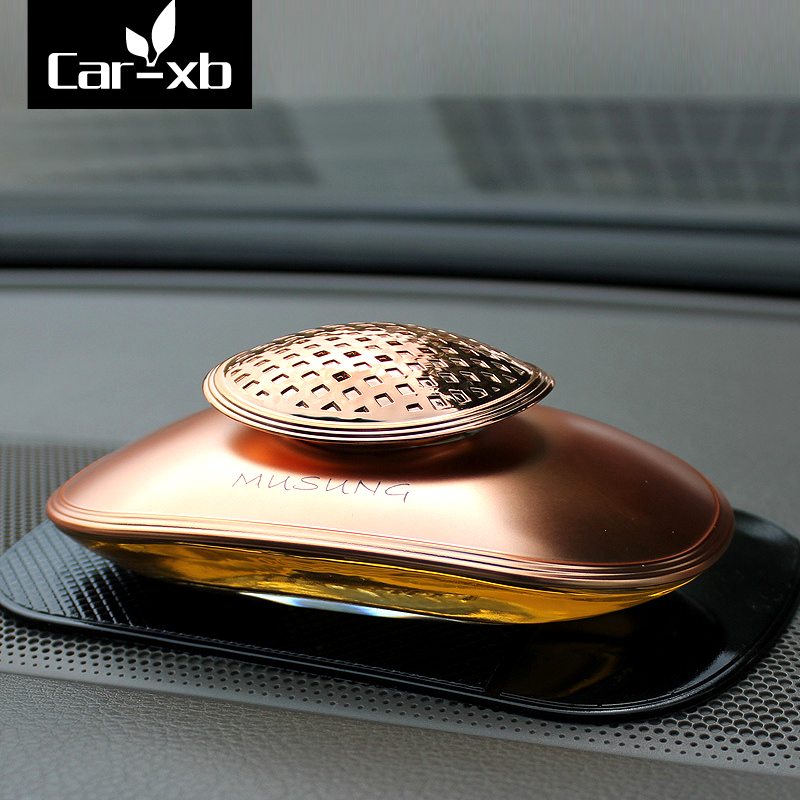Suitable for Mercedes-Benz BMW Audi Land Rover car high-end perfume ornaments for men and women in the car perfume bottle to remove odor
