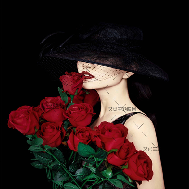 2018 new props hand touted bridal styling florist roses with big duo emulated rose red hands to hold flowers