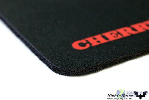 Cherry Feast Первое специальное испытание коврика для мыши от CHERRY