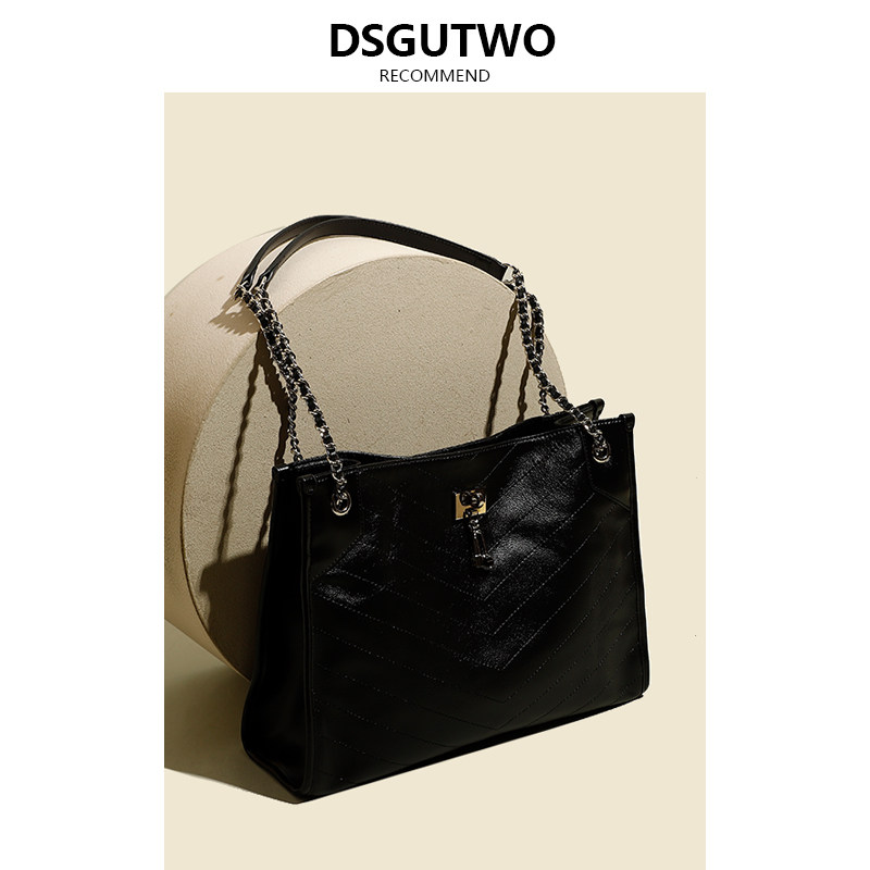 AJ MECICA female large capacity Totbag 2023 new tide autumn commuter bag small crowdsourced chain pet backpack-Taobao