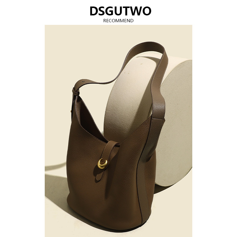 AJ MECICA High Sensation Bucket Bag Girl Genuine Leather Bag Inclined Satchel Large Capacity Head Layer Cow Leather Pet Backpack-Taobao