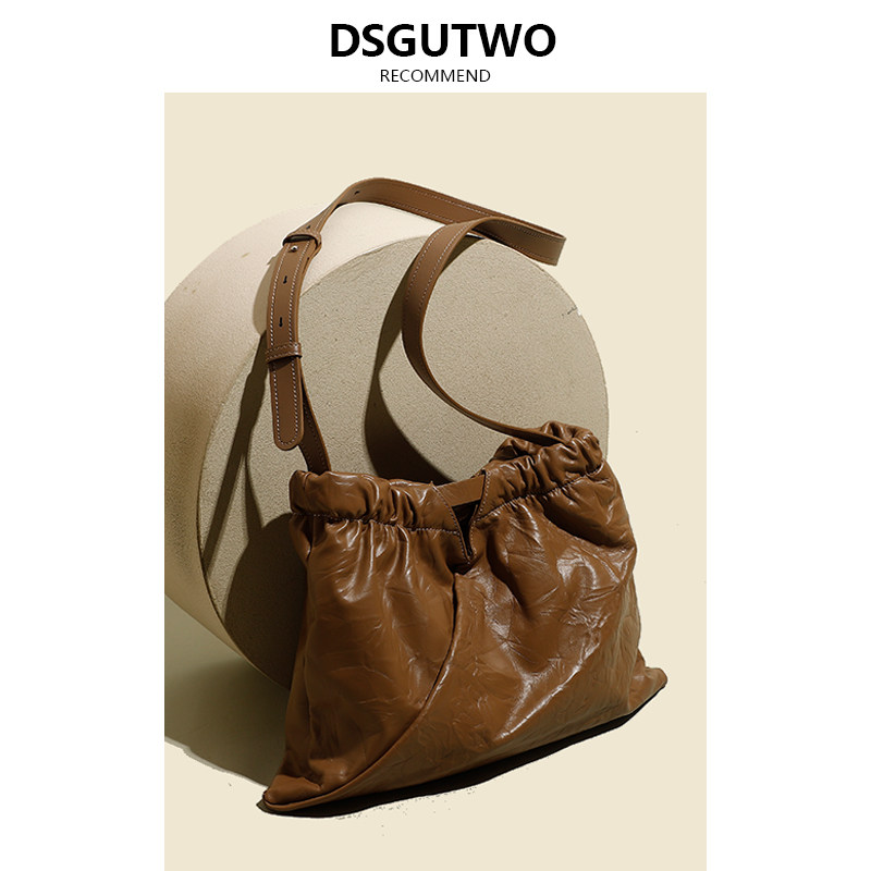 AJ MECICA Pet Backpack Inclined Cross-Pack Leather Large Capacity Draw Rope Bucket Bag Hand Grip Tattooing Fold Cloud-Taobao