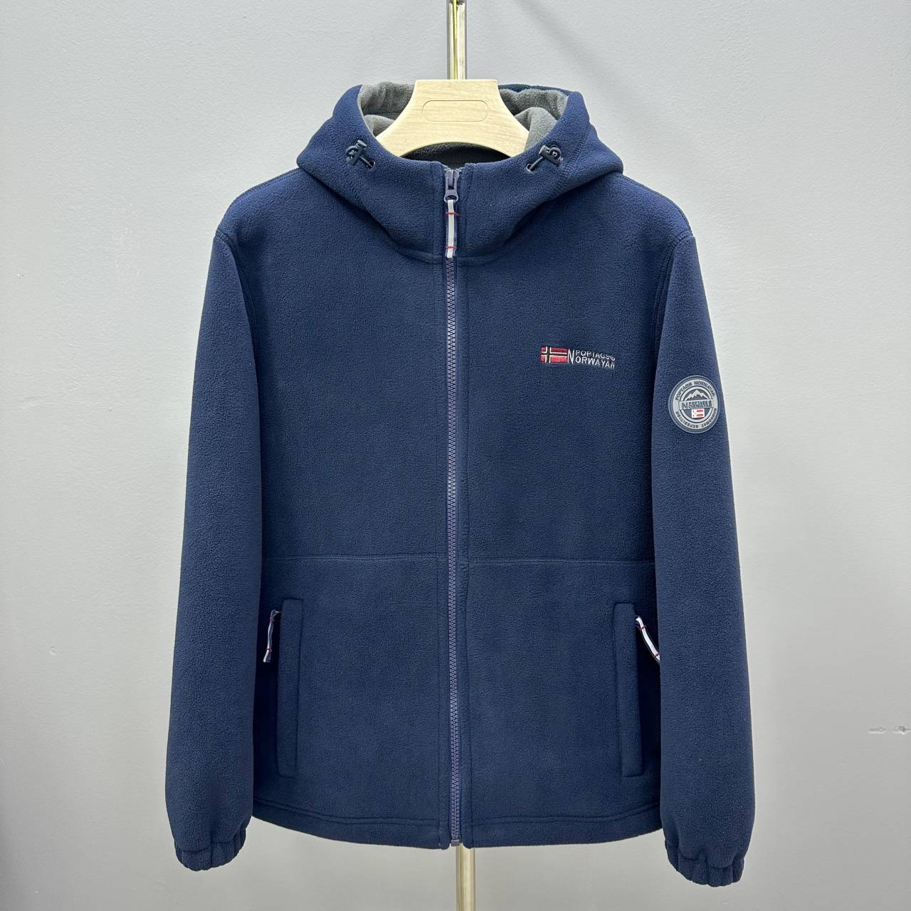 Norwegian outdoor cotton cloak with cap jacket plus velvet thickened anti-chill warm grip clothes men and women with cotton clothes with big code-Taobao