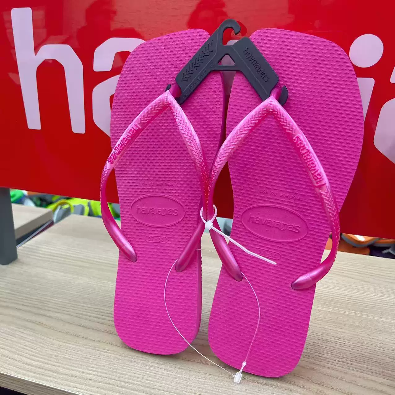 Бразильские havaianas Havana шлепанцы для женщин надевать нескользящие ванная тапочки уголок сандалии однотонный цвет стройный