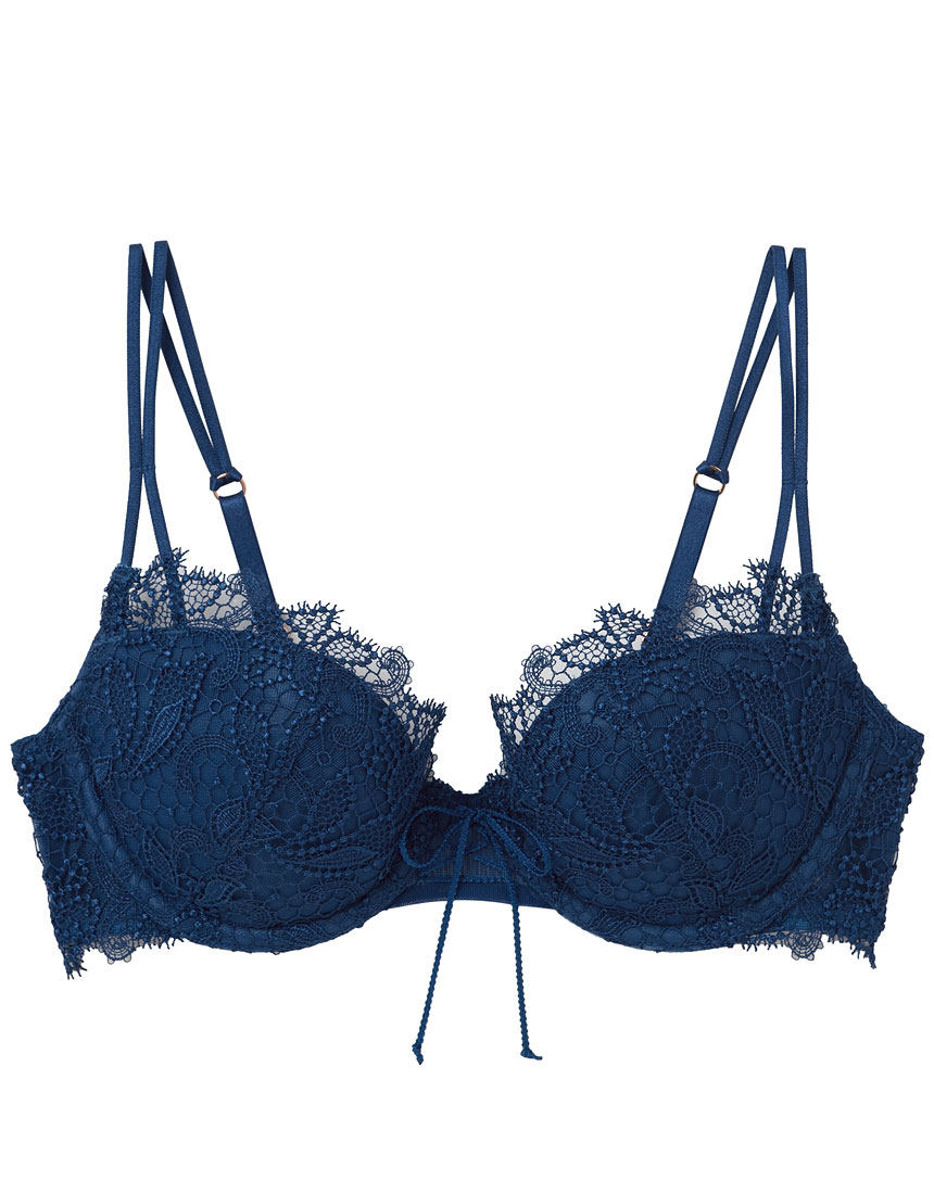 Japan native LA VIE A DEUX delicately woven floral bra underwear