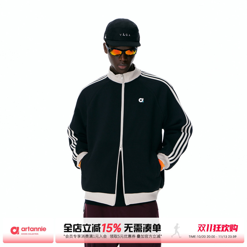 Artannie Outdoor Sports Three-Stripe Stand-Up Collar Cardigan Jacket for Men 2026 Autumn New Color-Blocking Couple Jacket Artannie Outdoor Sports Three-Stripe Stand-Up Collar Cardigan Jacket for Men 2026 Autumn New Color-Blocking Couple Jacket