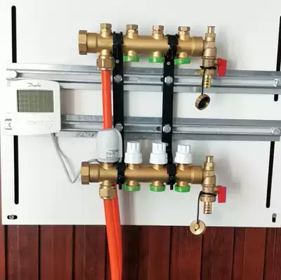 Hangzhou rural floor heating boiler equipment door-to-door construction water separator floor heating module installation imported electric floor heating