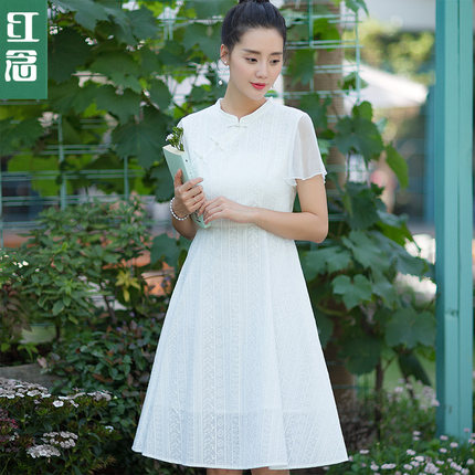 红念白色刺绣连衣裙女夏装2018新款小个子改