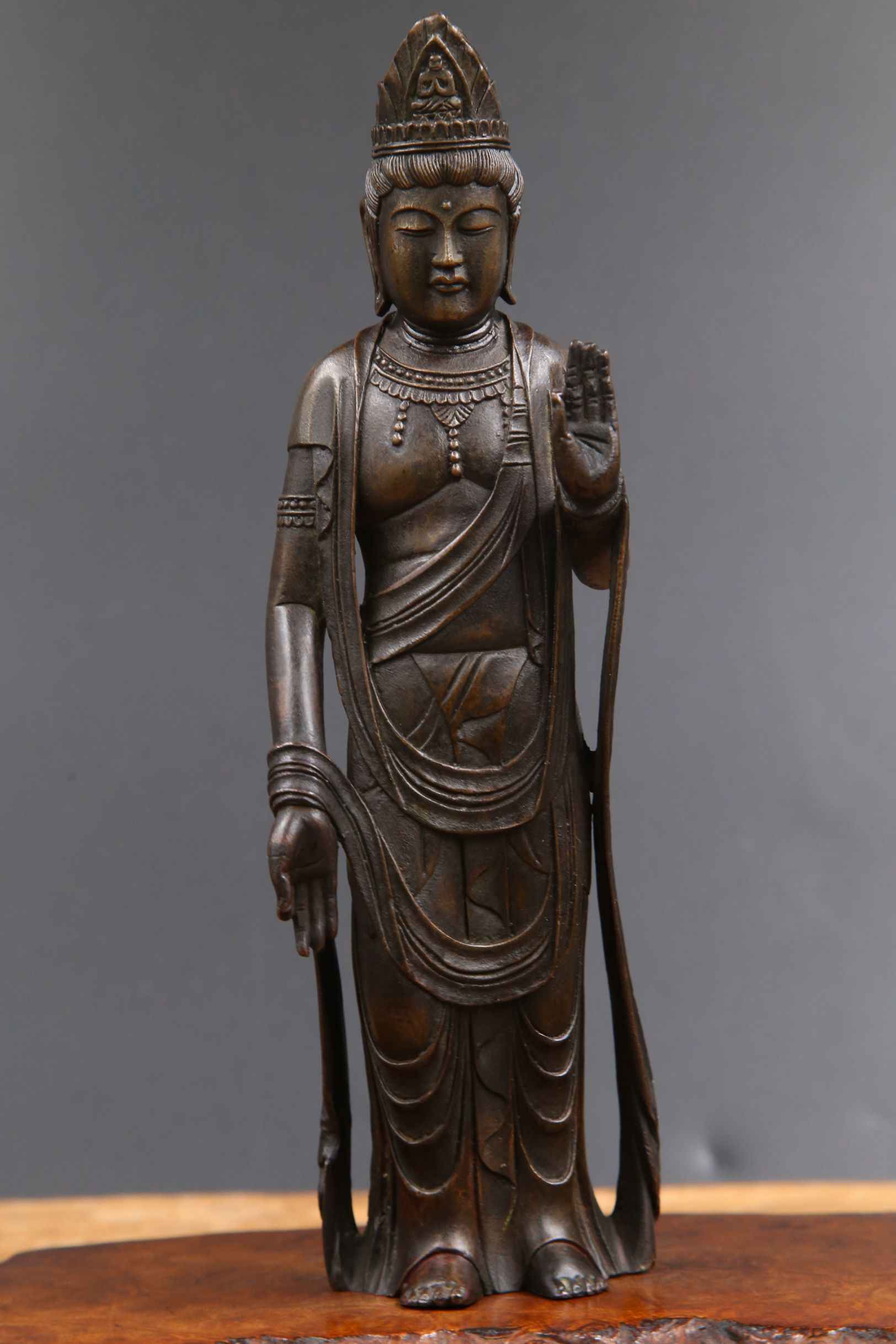 銅像 銅佛像 置物 時代物 古美術 古玩雜項收藏仿古銅器佛像觀音雙手合十合掌文殊普賢四臂四壁觀音