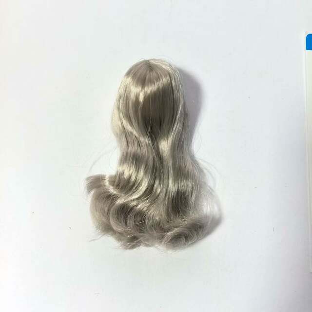 1/6 Female Soldier Head Sculpt Wig for Hair Modification A1: Silver Gray with Bangs, Long Curly Hair
