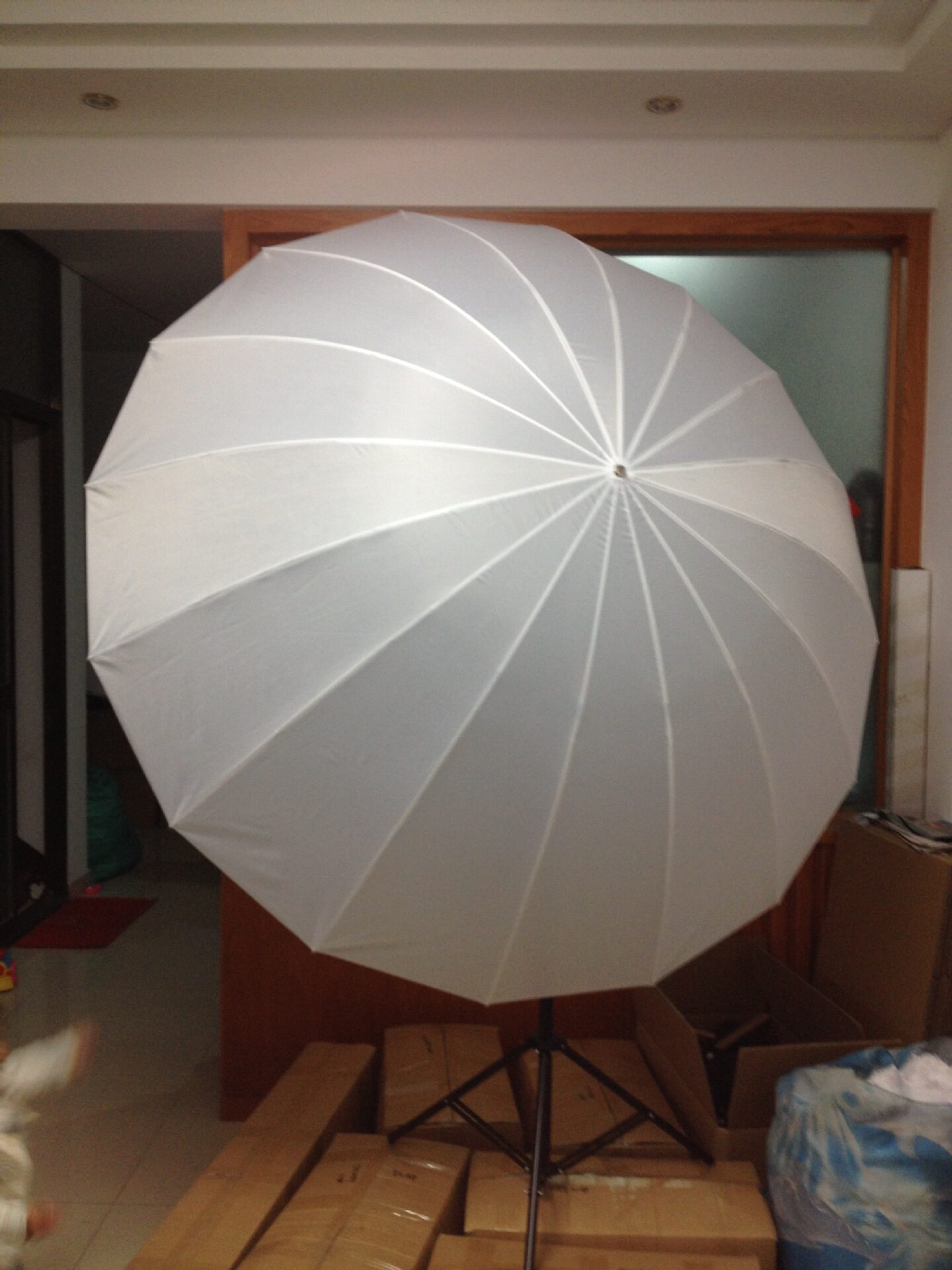 factory direct sale 75 inch 180cm big soft light umbrella white umbrella professional photography umbrella high grade 16k fiber umbrella frame