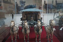 tong che ma terra-cotta warriors and horses carriage terra-cotta warriors and horses tong che ma Shaanxi special gifts high-end business gifts song you