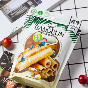 泰国进口休闲零食即食香辣小鱼干椰子蛋卷