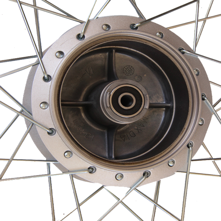 ngày Yamaha Motor Gươm Jun Jin Aotian citrifolia vành bánh xe dây dọc 125 có một trung tâm mang bánh xe airblade
