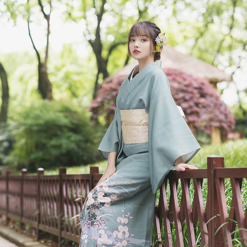 Japanese-Style Yukata, Improved Kimono, Photography Props, Travel Photography, In-Stock, Leaf-Colored Flying Crane