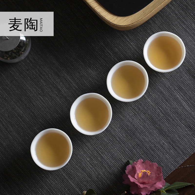Kung fu tea master MaiTao suet jade porcelain teacup tea cup single CPU