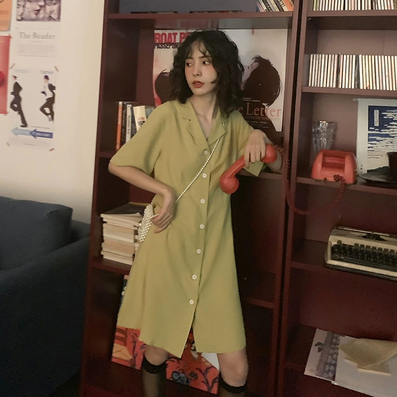 Bạn gái mùa hè chị em mặc váy dài màu xanh bơ nữ váy dài màu xanh lá cây matcha váy retro eo cao mùa hè - Váy eo cao