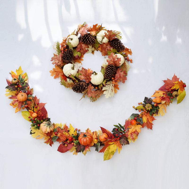 Simulated Maple Leaf Pumpkin Vine Decorations Halloween Wreath Wall Hanging Thanksgiving Ornaments Door Lintel Fake Leaves Door Decoration Simulated Maple Leaf Pumpkin Vine Decorations Halloween Wreath Wall Hanging Thanksgiving Ornaments Door Lintel Fake Leaves Door Decoration