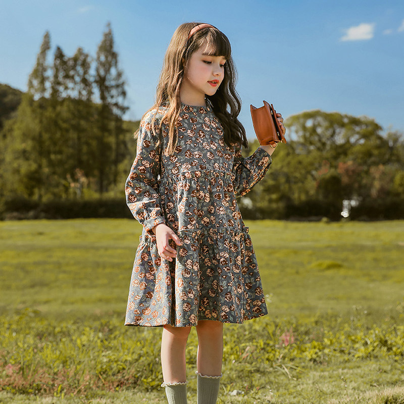 Hong Kong tide brand girl's floral dress 2021 new spring dress children's skirt in the big boy's western style princess skirt