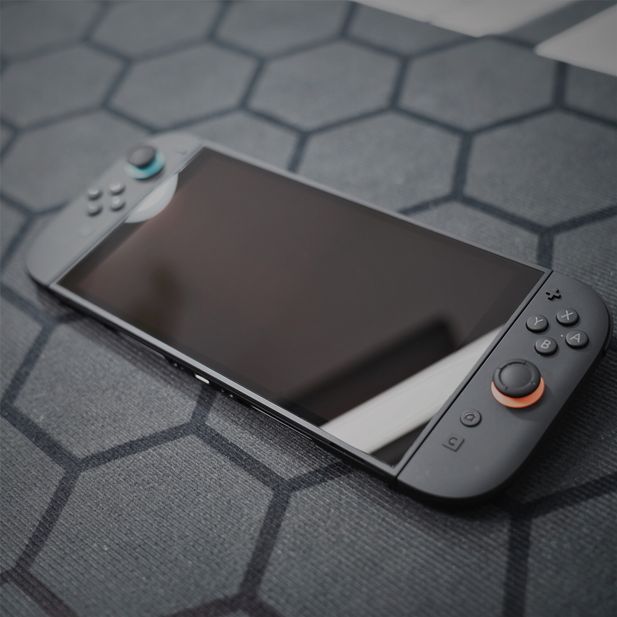 switch钢化膜 fy适用于switch2【定制大弧边】全透明玻璃钢化膜【除尘定位框】
