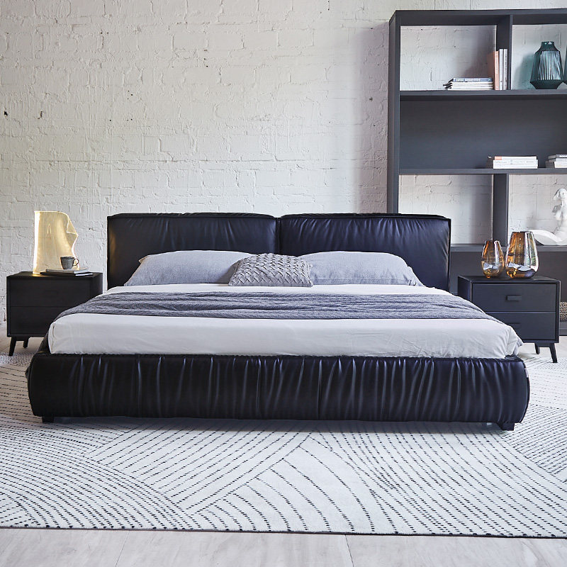 Italian minimalist leather bed 1.8m leather bed double bed master bedroom queen bed modern simple front layer cowhide soft wrapped bed