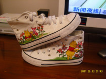 Hand-painted shoes Pooh Hand-painted items Contact us before bidding Customization takes time