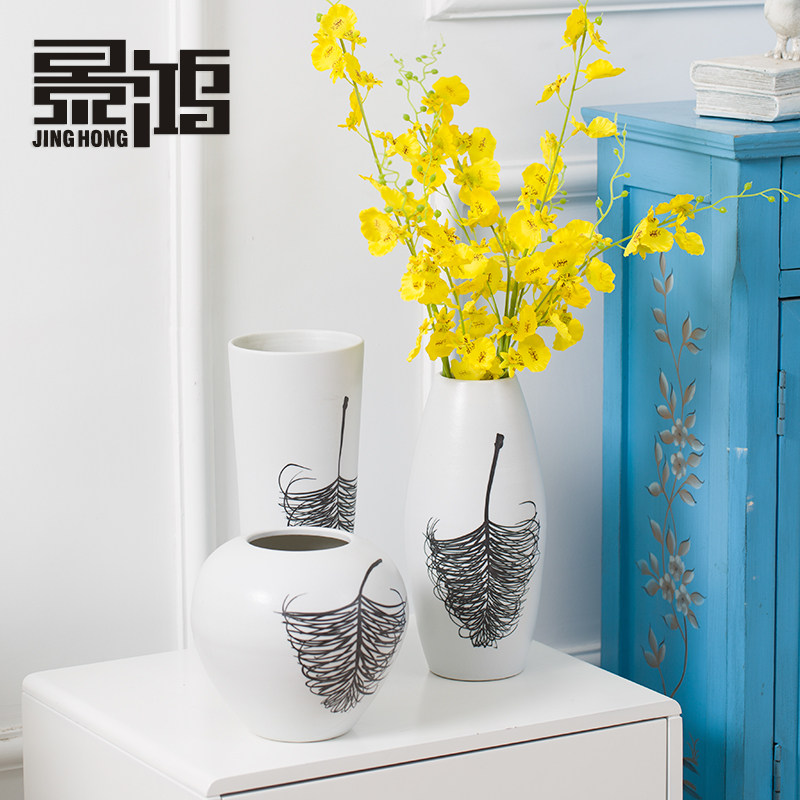 �����ִ���Լ�մɲ廨��ƿ