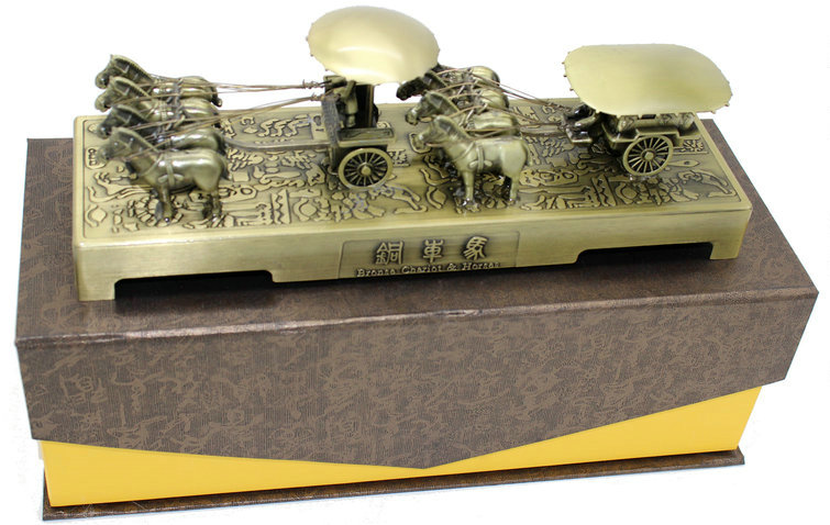 Alloy Soldier Terracotta bronze car Horse double car swing piece Xi'an Tourist Souvenir China Wind Meaningful Gift