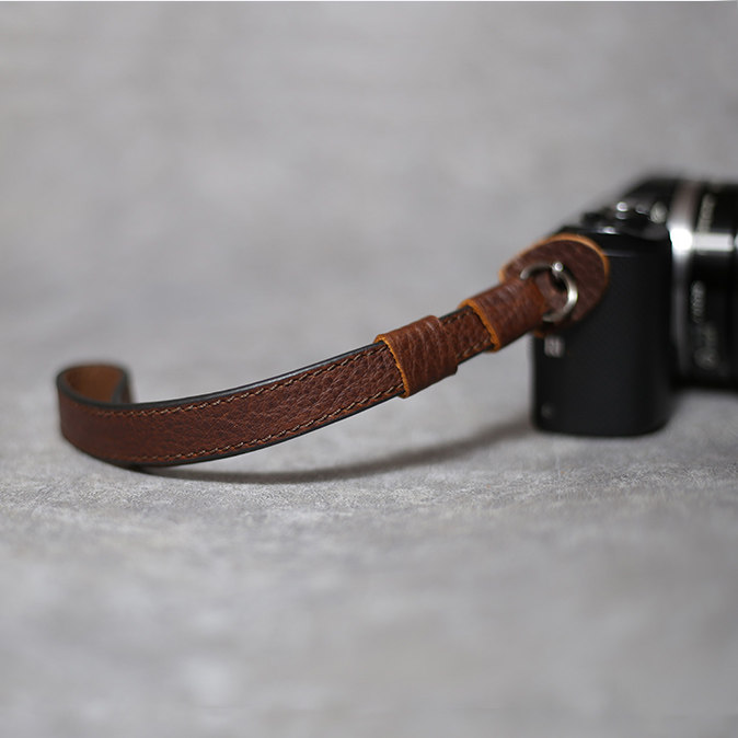 Camera wrist strap Leather hand rope Cowhide wrist strap Micro-SLR camera Fuji xt4xs10xt30 Sony Leica Q2