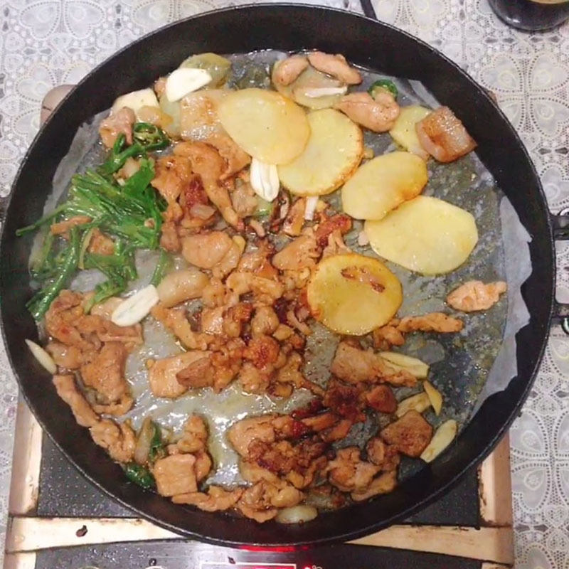 Round oil paper Oil paper Baidu barbecue paper Paper on barbecue * barbecue paper*Glossy paper*oil paper barbecue paper 50 sheets