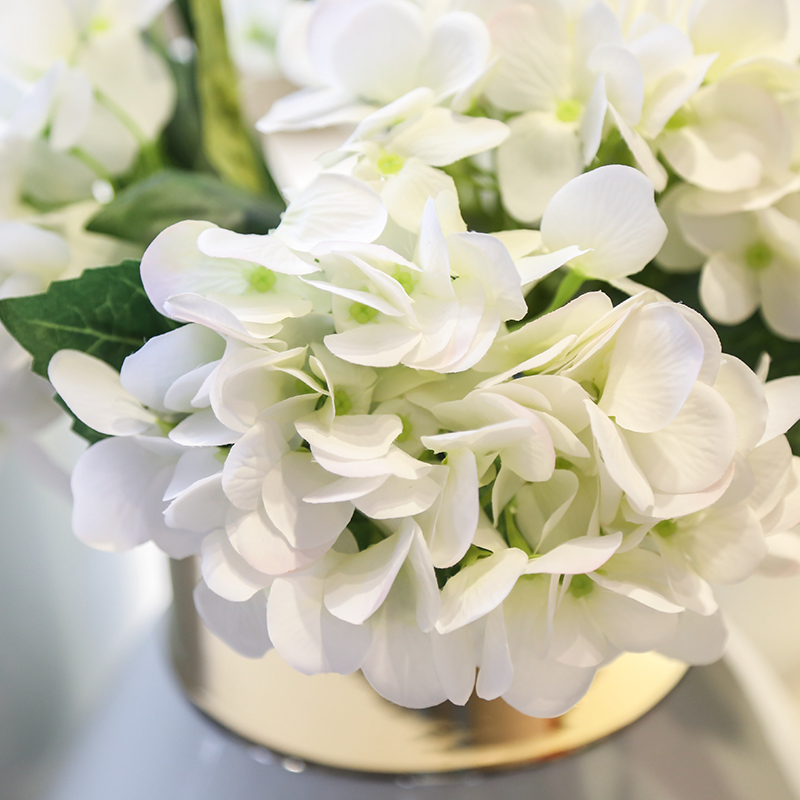 New Chinese style is light and decoration vase of jingdezhen ceramic flower decoration in the sitting room between household soft outfit flower implement example simulation flowers